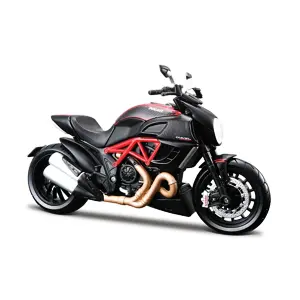 Maisto Motocykl Ducati Diavel Carbon 1:12