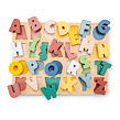 New Classic Toys Vkládací dřevěné puzzle - barevná abeceda