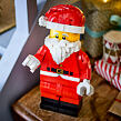 LEGO® Iconic 40820 Zvětšená minifigurka Santy