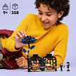 LEGO® Wednesday 76784 Černá jiřina