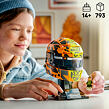 LEGO® Editions 43023 Helma Lando Norris z týmu McLaren Mastercard F1®