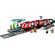LEGO® City 60423 Tramvaj a zastávka v centru města