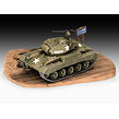 Revell Plastic ModelKit tank 03323 - M24 Chaffee (1:76)