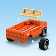 LEGO® Bluey 11202 Bluey a rodinný výlet autem na pláž